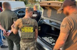 В Ізмаїлі з капітанів суден вимагали хабарі: заарештовано начальника відділу прикордонної служби з підлеглим (ФОТО)