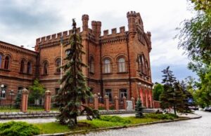 Окупанти не змогли набрати студентів до своїх псевдоуніверситетів