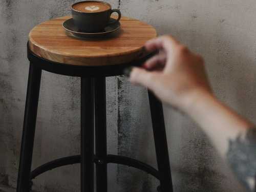 Чому вам не слід пити каву протягом першої години після пробудження | INFBusiness