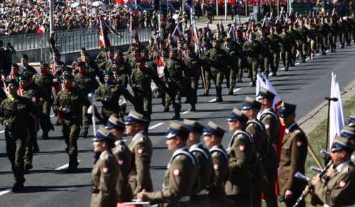 У Варшаві пройшов найбільший військовий парад за останні 30 років | INFBusiness