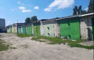Окупанти погрожують знести гаражі, якщо їх власники не отримують паспорт РФ
