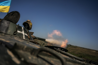 Бойова машина піхоти (БМП-1) ЗСУ поблизу Часова Яру, 19 серпня 2023 року. /Getty Images