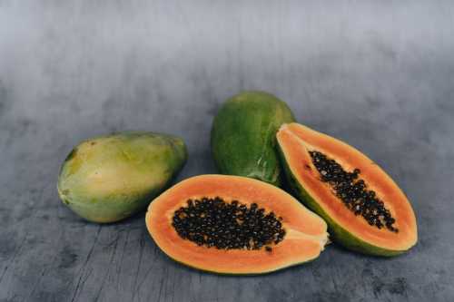Корисні властивості папайї, через які варто почати її вживати | INFBusiness