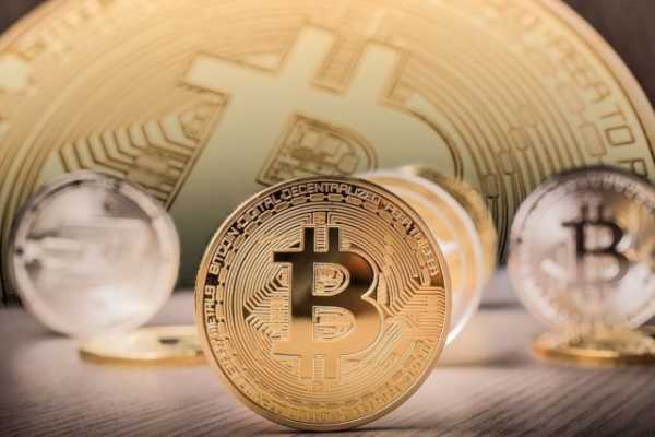 Bitfinex: Цена биткоина может опуститься до $30 000 | INFBusiness