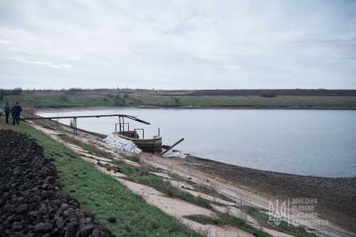 Кім Чен Ин спустив на воду першу субмарину із тактичною ядерною зброєю | INFBusiness