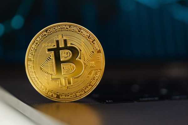 Биткоину удалось закрепиться на уровне $42 000 | INFBusiness