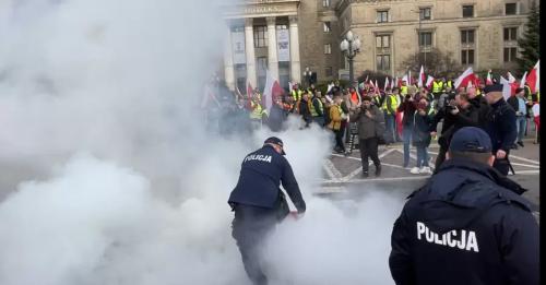 У центрі Варшави фермери вийшли на протест | INFBusiness