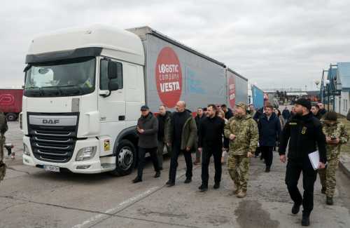 П'ять українських міністрів на чолі зі Шмигалем прибули на кордон, але польська сторона проігнорувала | INFBusiness