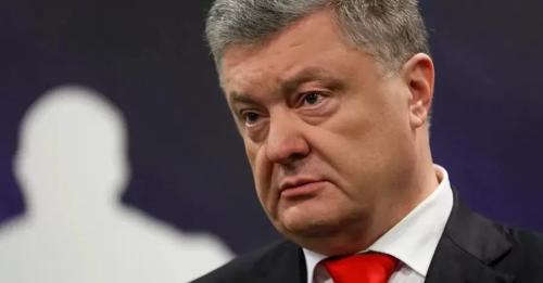 Військовий в соцмережі звинуватив Порошенко, що той шантажував уряд, щоб виїхати за кордон | INFBusiness