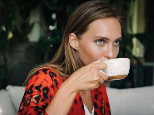 Міф чи факт: кава може бути причиною випадіння волосся у жінок | INFBusiness
