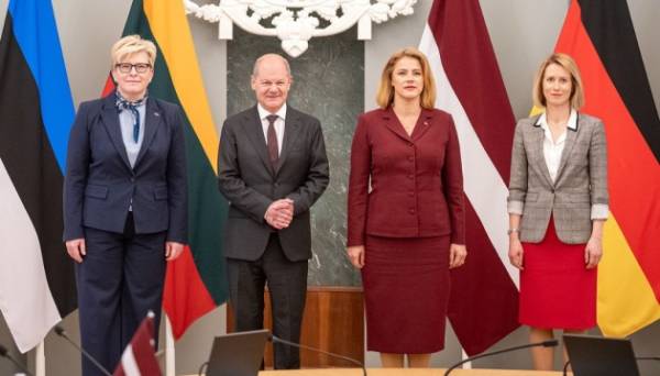 Ядерними погрозами РФ хоче вплинути на учасників Саміту миру – прем’єрка Латвії