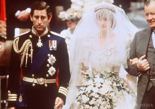 Чому принц Чарльз ридав перед весіллям з леді Ді | INFBusiness