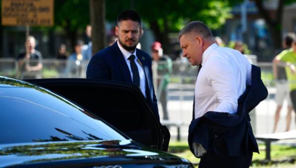 Словацькі журналісти звернулися до політиків після замаху на Фіцо: потрібно розрядити ситуацію | INFBusiness