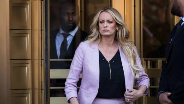 Суд над Трампом: у Нью-Йорку свідчитиме порнозірка, яка отримала гроші за мовчання | INFBusiness