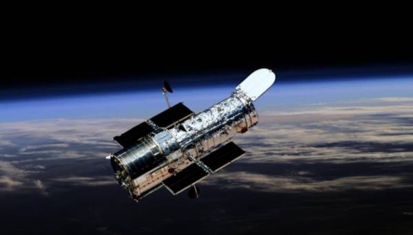 Hubble зробив яскраву світлину у центрі сузір'я Діви | INFBusiness