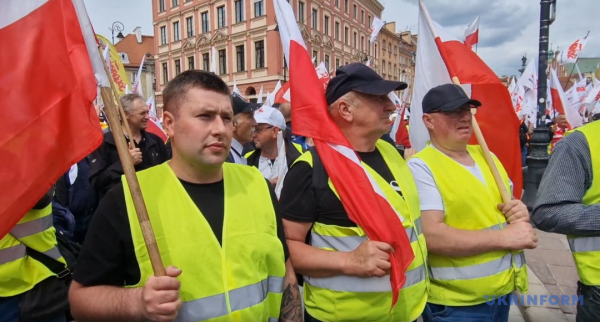 На вулицях Варшави фермери протестують проти «зеленого» курсу | INFBusiness
