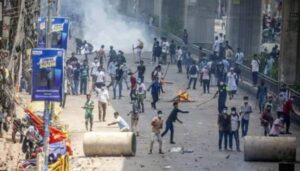 Студентські протести у Бангладеш: загиблих вже 105, у країні ввели комендантську годину