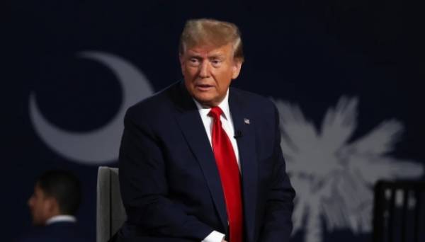 Meta зняла всі обмеження з акаунтів Трампа у Фейсбуці та Інстаграмі | INFBusiness