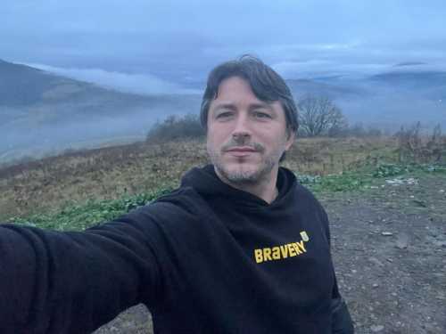 Притула показав рідкісне відео із двома доньками | INFBusiness