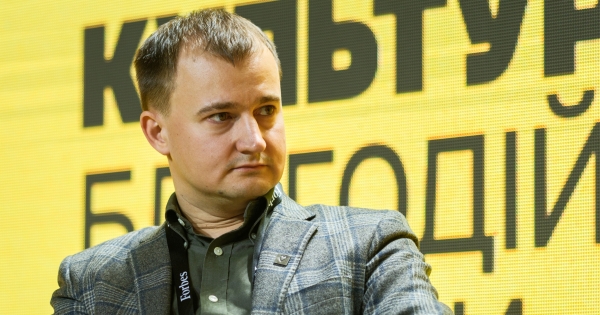 Директор Повернись живим Тарас Чмут – інтерв’ю про культуру фонду | INFBusiness