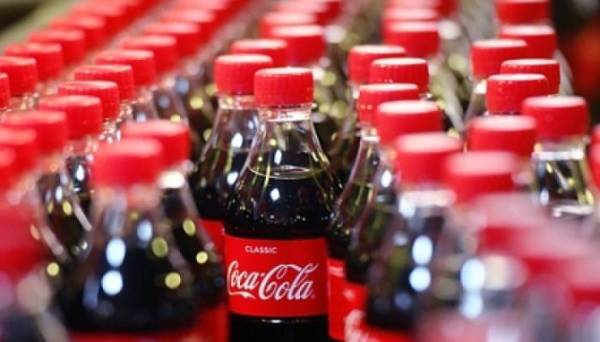 Coca-Cola відкликає в Австрії 28 мільйонів пляшок з напоями через помилку на виробництві | INFBusiness