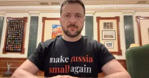 "Make russia small again" - Зеленський записав відеозвернення у новій футболці | INFBusiness