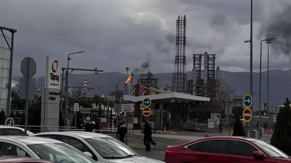 У Туреччині стався вибух на нафтопереробному заводі | INFBusiness
