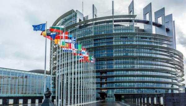 Європарламент більшістю голосів затвердив новий склад Єврокомісії