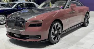 Українці купили 13 елітних авто Rolls-Royce Spectre 2023 року, серед них нардеп та забудовник, - УП | INFBusiness