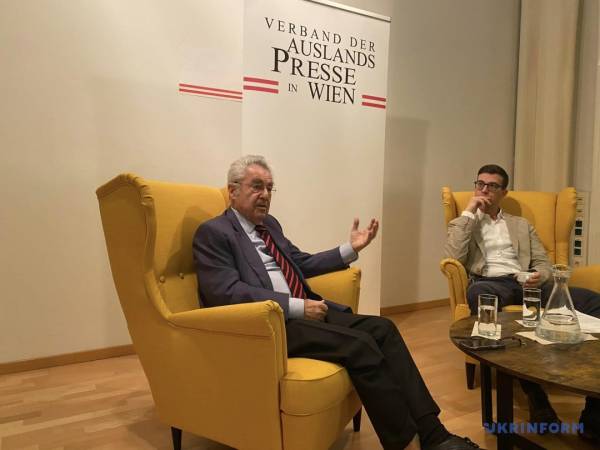 Експрезидент Австрії Фішер - про вторгнення РФ в Україну: Путін нас усіх обманув | INFBusiness