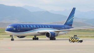 Azerbaijan Airlines призупинила польоти до двох південних міст Росії | INFBusiness