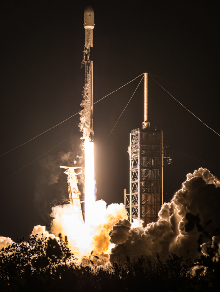 SpaceX вивела у космос іспанський супутник зв’язку нового покоління | INFBusiness