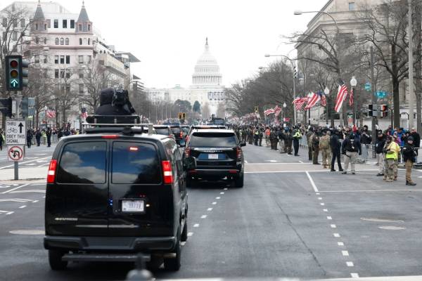 Трамп прибув до Капітолія для участі в інавгураційних заходах | INFBusiness