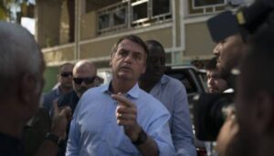 Суд у Бразилії не дозволив експрезиденту Болсонару поїхати на інавгурацію Трампа