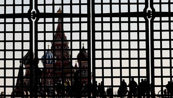 Свавільне рішення: Париж відреагував на вислання журналіста Le Monde з Москви | INFBusiness