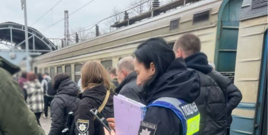 У Києві хлопець заліз у потяг і його вбило струмом | INFBusiness