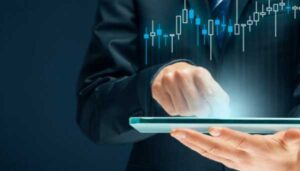 Крипто-спільнота стежить за трейдером на біржі Hyperliquid | INFBusiness