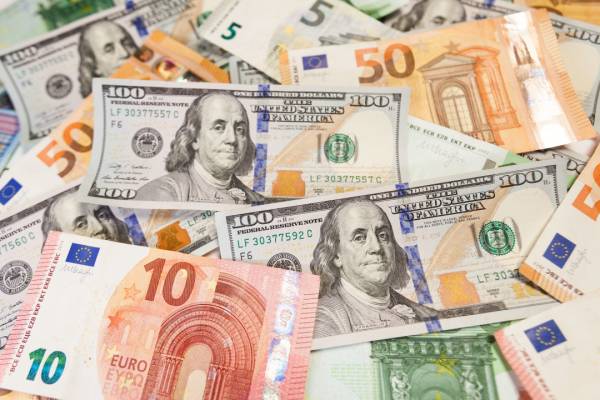 Травнева стабільність на валютному ринку: як довго вона триватиме? | INFBusiness