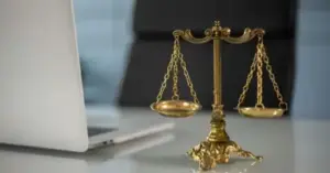 Чи можна подолати спадщину Портнова: експерти про незалежність українських судів | INFBusiness