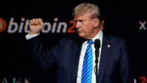 Ціна біткойна відреагувала на погрози Трампа | INFBusiness