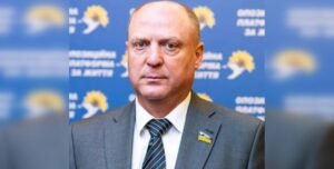 Має п'ять квартир та пекарню: нардеп скаржився на низьку зарплату та хотів компенсації (відео) | INFBusiness