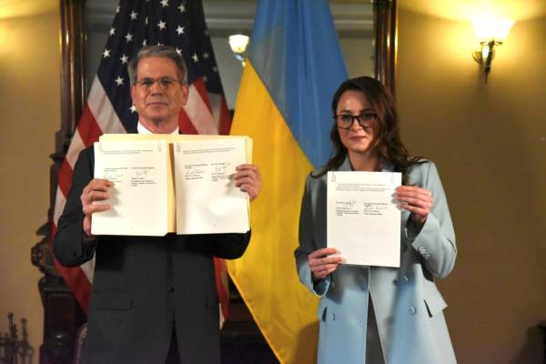 Україна та США підписали угоду щодо корисних копалин | INFBusiness