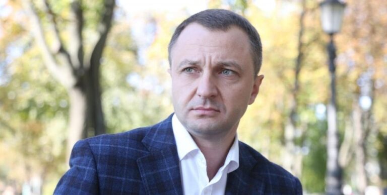 Штрафи та санкції за російську музику: мовний омбудсмен придумав нові покарання (відео)