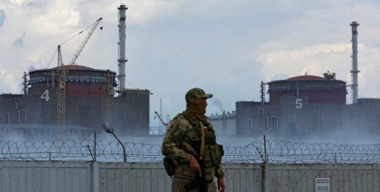 Росія хоче перезапустити Запорізьку АЕС та будує нові лінії електропередач (супутникові знімки) | INFBusiness