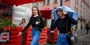 Погода в Україні: чому травень холодний і що буде далі | INFBusiness