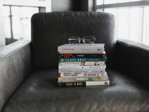 Обов'язково прочитайте! 5 зворушливих книг, які залишать сильне враження | INFBusiness