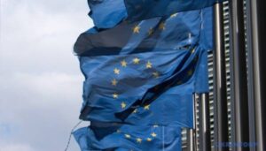 ЄС стикається з труднощами у зниженні граничних цін на російську нафту через напруженість на Близькому Сході | INFBusiness