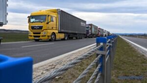 Європарламент підтримав продовження угоди про вантажні перевезення з Україною до кінця року | INFBusiness