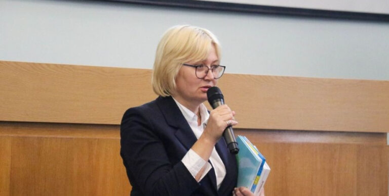 «Підготувати батьків русифікованих дітей»: Ніцой закликав робити зауваження, якщо діти спілкуються російською мовою