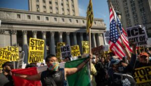 У Нью-Йорку проходить масштабний протест проти імміграційної політики Вашингтона | INFBusiness